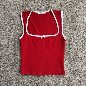 Red and white square neck tank top with bow detail Size S